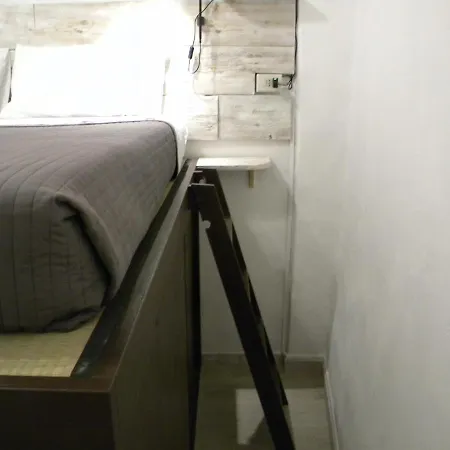 Apartment House Pratello 2 *