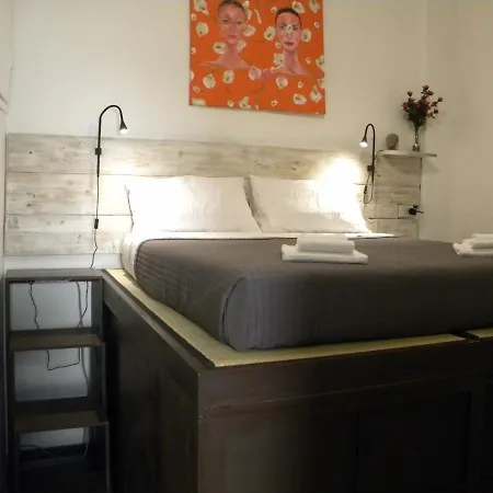 House Pratello 2 *